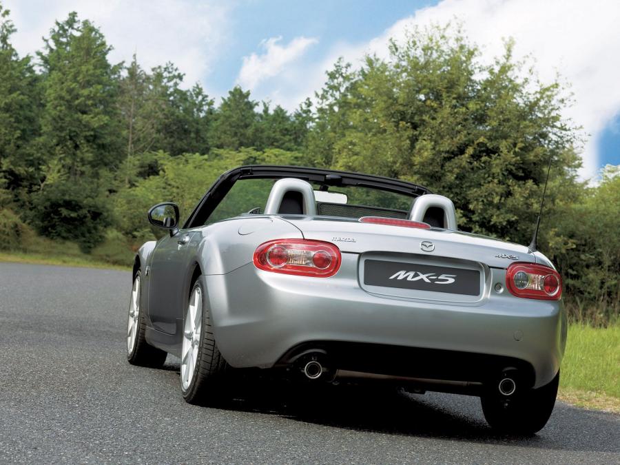  Mazda MX-5 2008 года  (фото 8 из 28)
